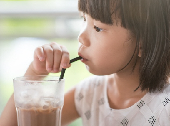 대사증후군 걱정되는 아이 카페 음료 대신 이 채소를